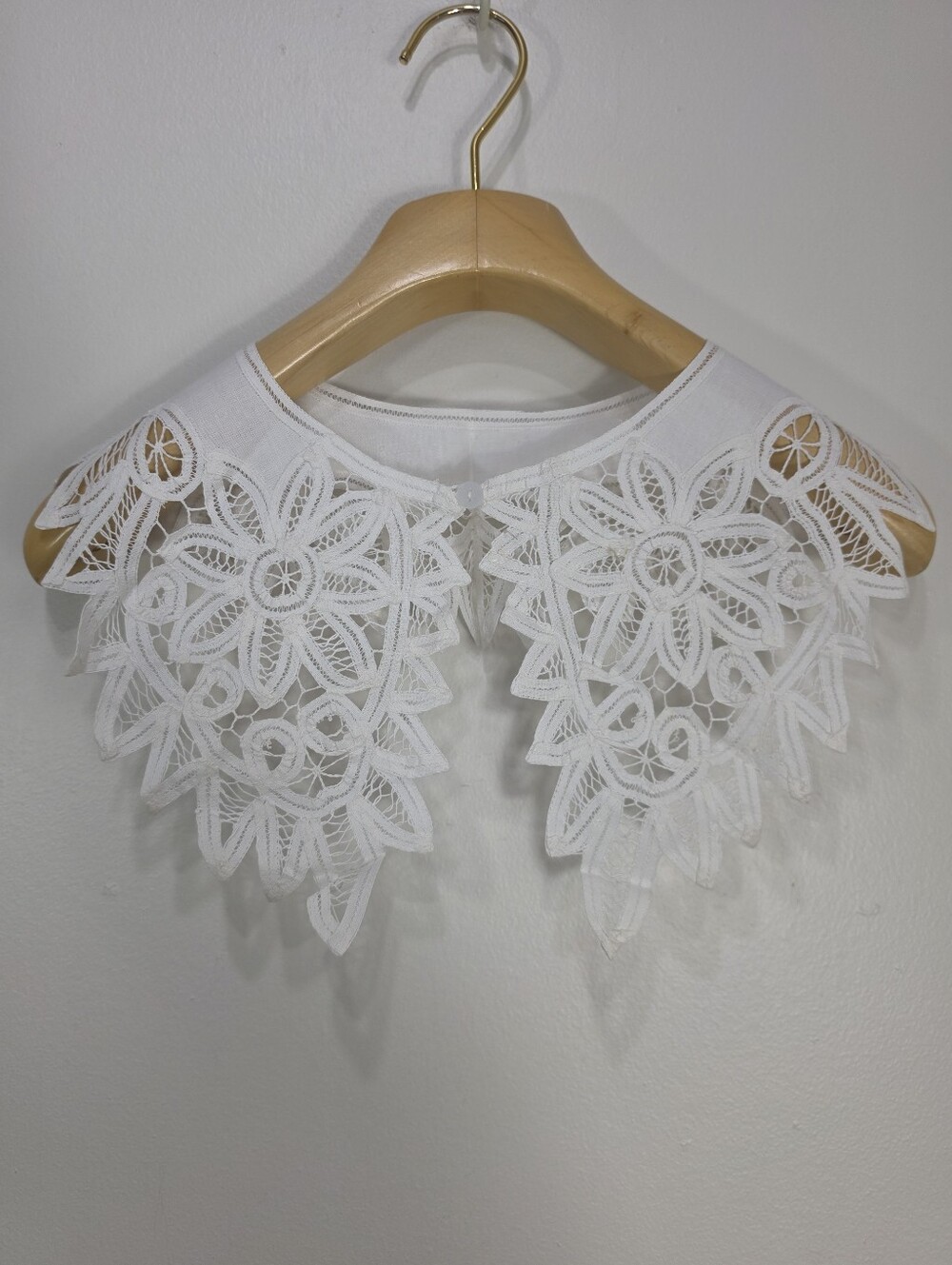 Vintage White Lace Detachable Collar Topper